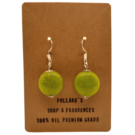 round-light-green-earrings