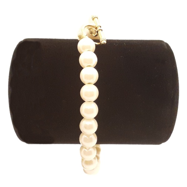 white-large-beads-bracelet-with-golden-toggle-clasps-8-inches